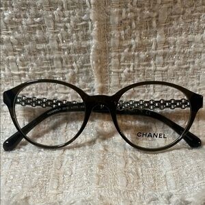 Authentic CHANEL olive Round Glasses 3319 c.775